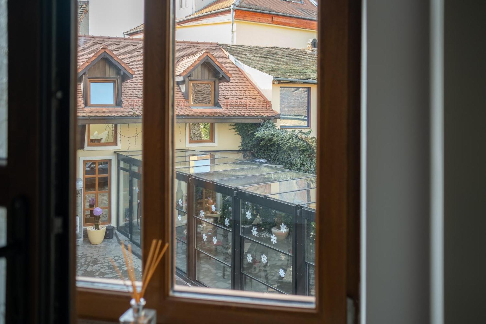 Hotel Marabella Sibiu Exterior foto