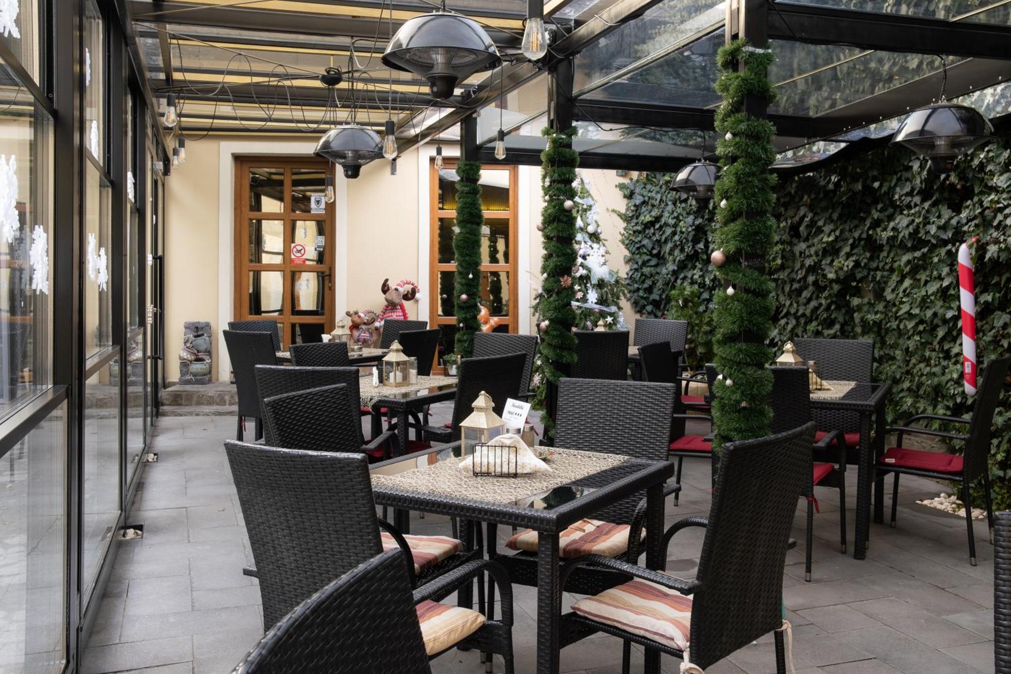 Hotel Marabella Sibiu Exterior foto