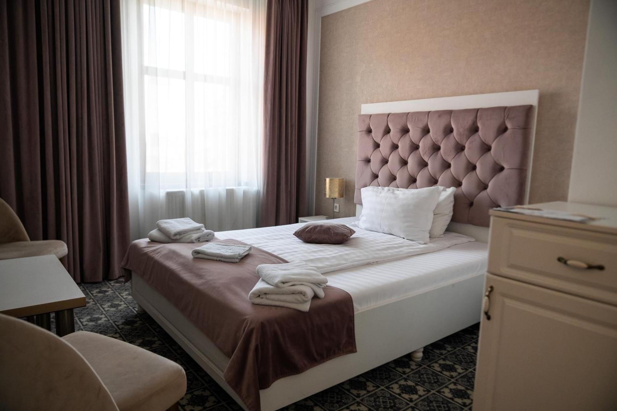 Hotel Marabella Sibiu Exterior foto