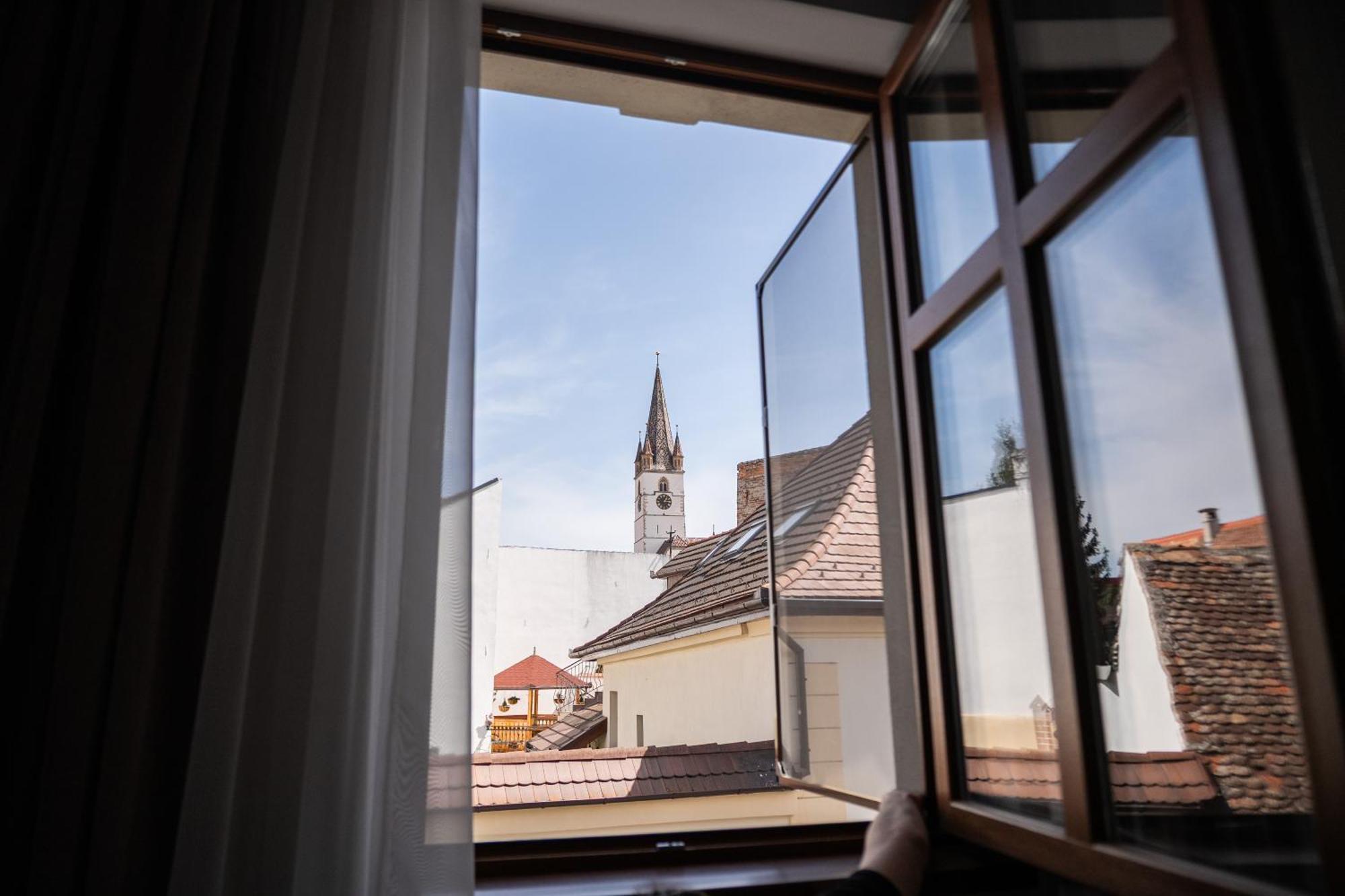 Hotel Marabella Sibiu Exterior foto